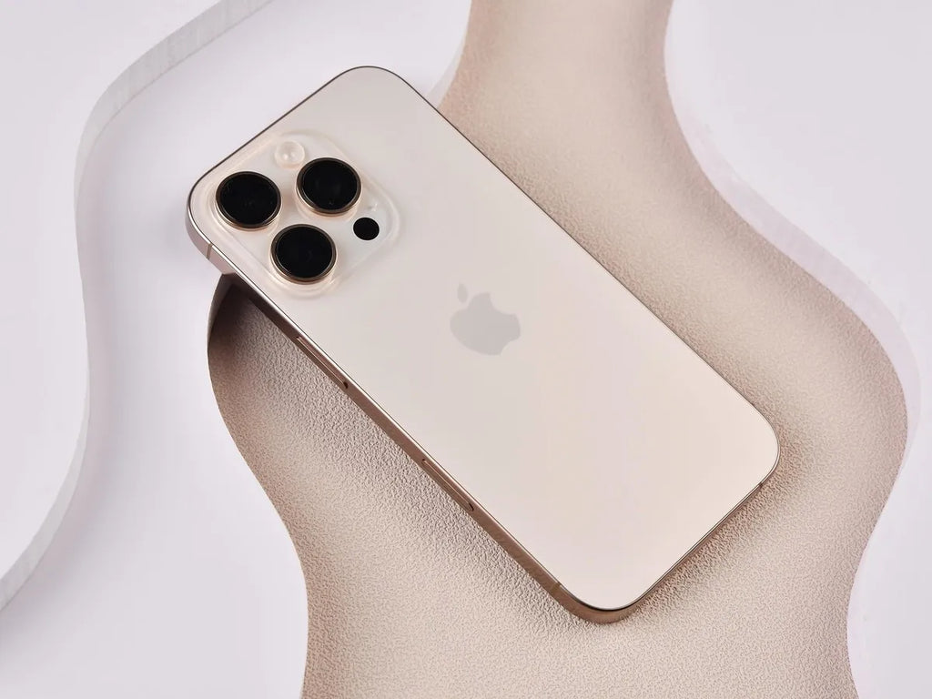 Unlocked Original Apple iPhone16 Pro 5G Mobile Phone 6.3 Inch HD Display 48MP Camera 256GB ROM Used Smartphone